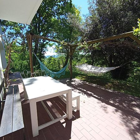 America Nei Boschi B&B Бра Екстер'єр фото